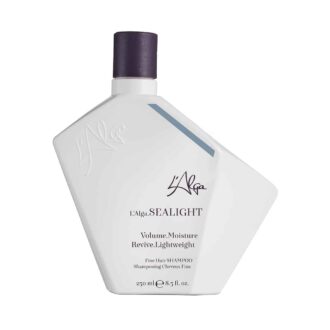L'Alga.SEALIGHT - ideāls šampūns plāniem matiem. Maigi attīra, atjauno mitrumu un maigumu. Unikālais L'Alga aromāts paliek uz matiem 2-3 dienas!